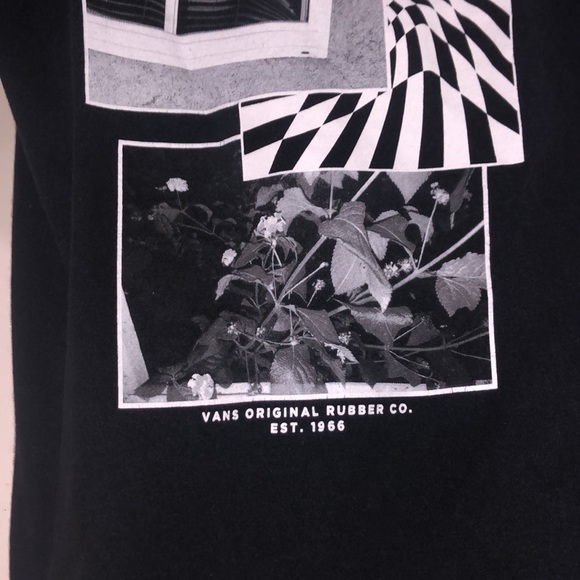 Vans graphic black small t shirt - Picture 3 of 3
